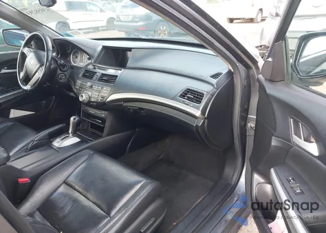 2010 Honda Accord 3.5 Ex-L z USA, uszkodzony, nr VIN 1HGCP3F85AA015422